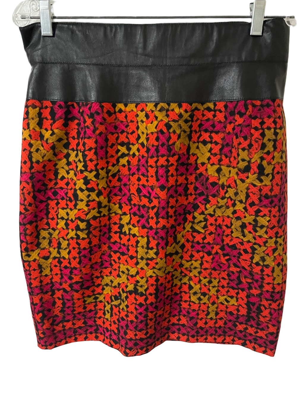Akris Punto Black Waist Print Skirt Size 12